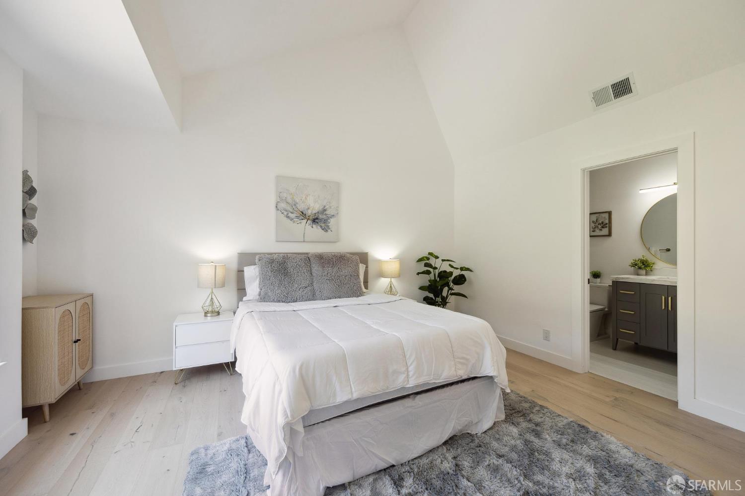 Detail Gallery Image 39 of 42 For 134 Galewood Cir, San Francisco,  CA 94131 - 2 Beds | 2/1 Baths