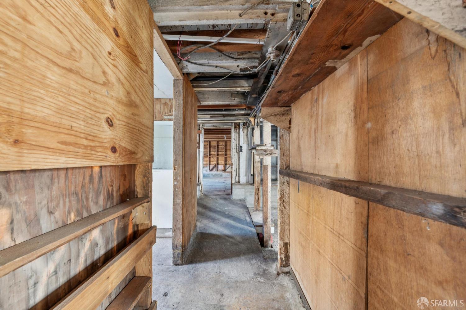 Detail Gallery Image 34 of 47 For 670 Sycamore St, Oakland,  CA 94612 - 2 Beds | 1 Baths