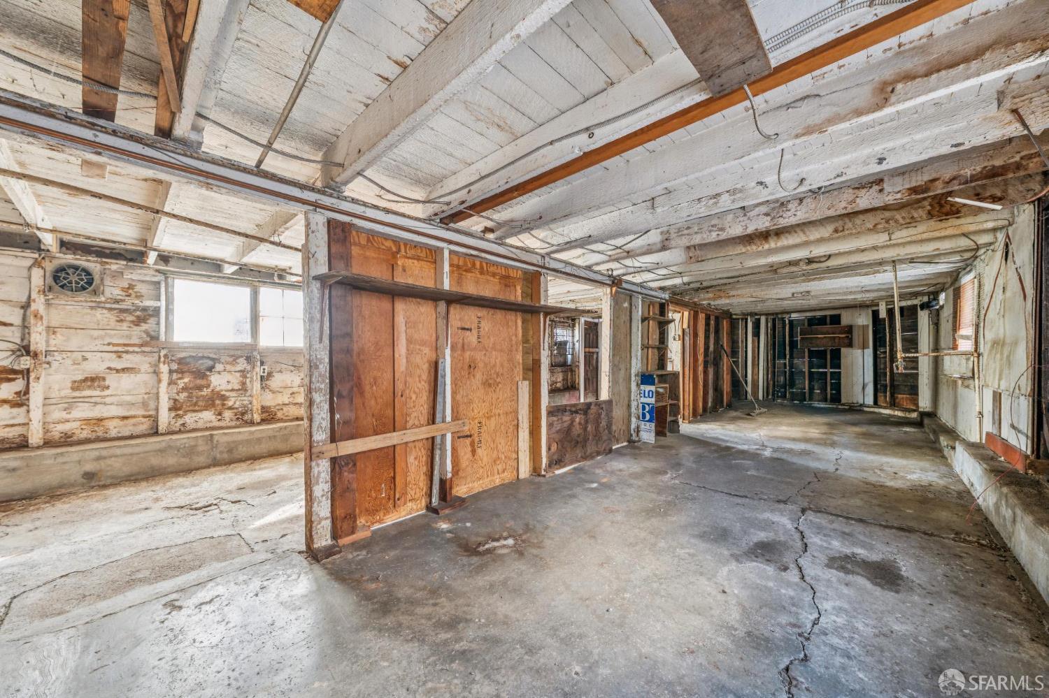 Detail Gallery Image 35 of 47 For 670 Sycamore St, Oakland,  CA 94612 - 2 Beds | 1 Baths