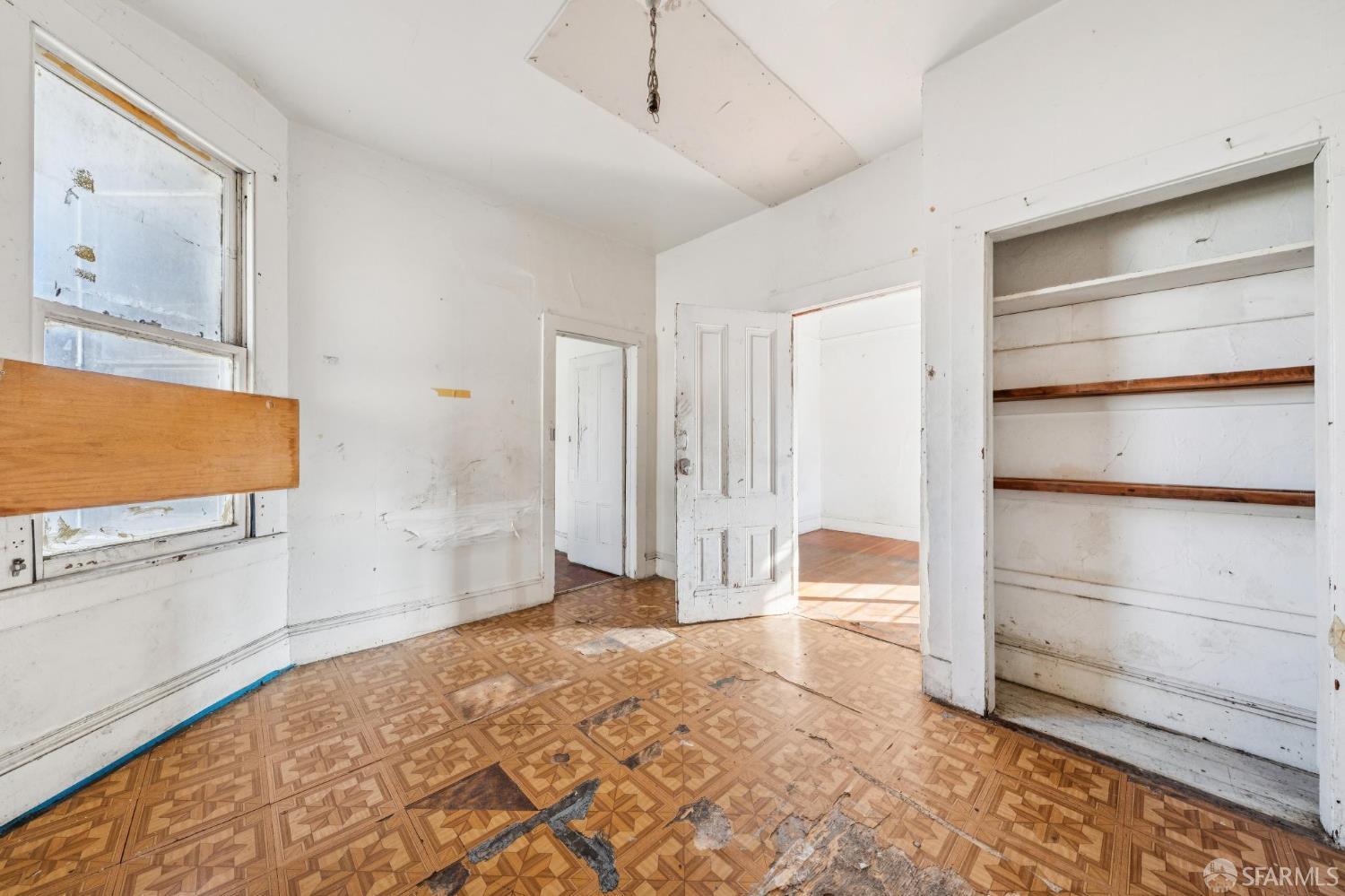 Detail Gallery Image 10 of 47 For 670 Sycamore St, Oakland,  CA 94612 - 2 Beds | 1 Baths