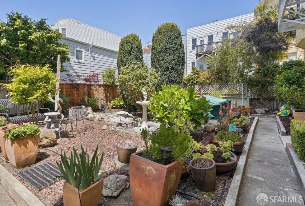 Photo #9: 425089998 Listing: Photo #9