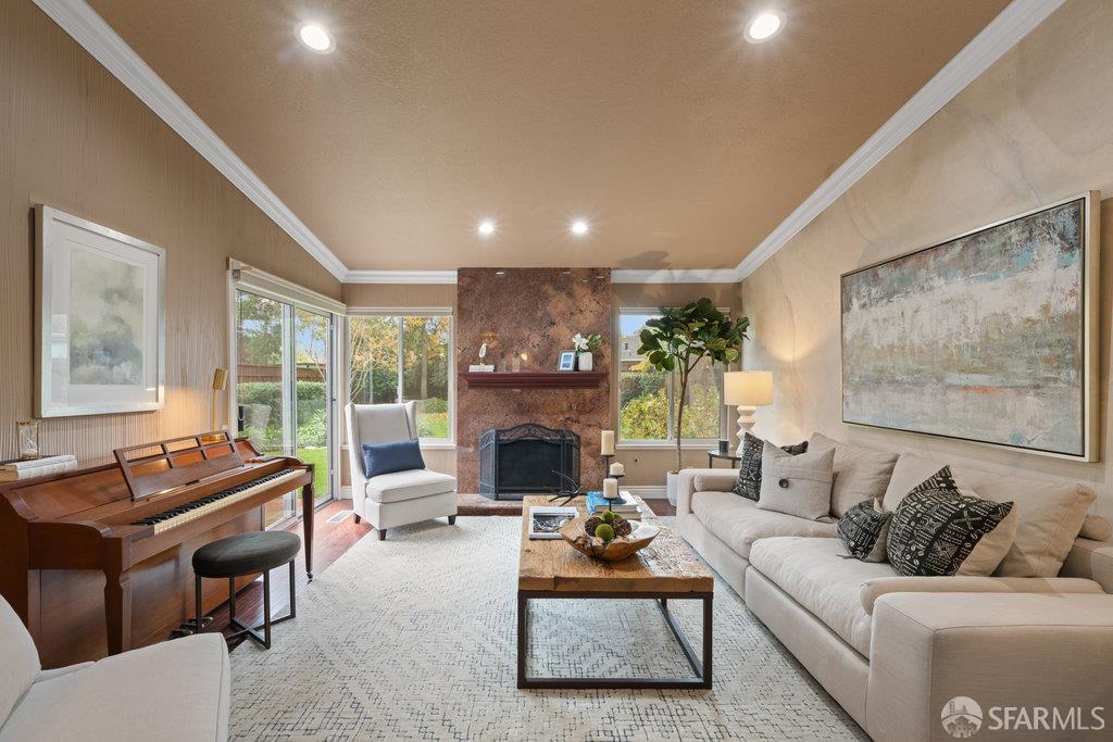 Detail Gallery Image 7 of 58 For 4572 Ross Gate Way, Pleasanton,  CA 94566 - 3 Beds | 2 Baths