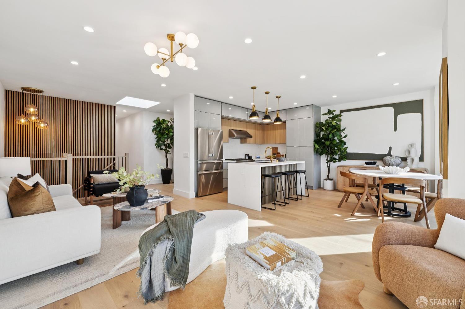 Detail Gallery Image 5 of 84 For 878 47th Ave, San Francisco,  CA 94121 - 5 Beds | 4 Baths