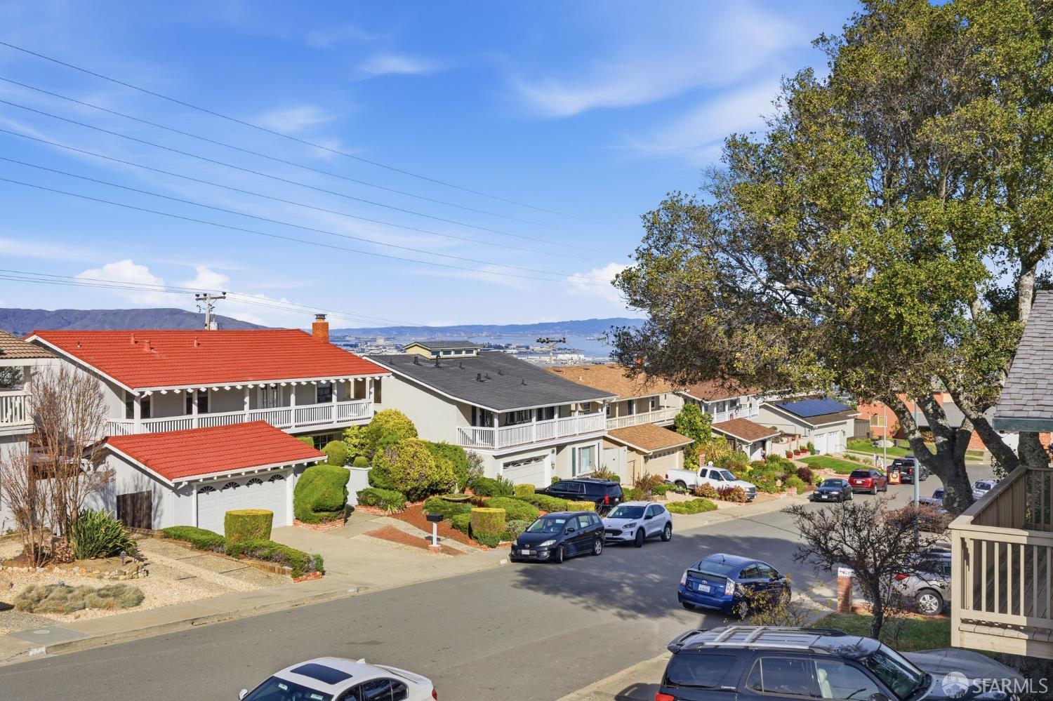 Detail Gallery Image 38 of 48 For 969 Springfield Dr, Millbrae,  CA 94030 - 3 Beds | 2/1 Baths