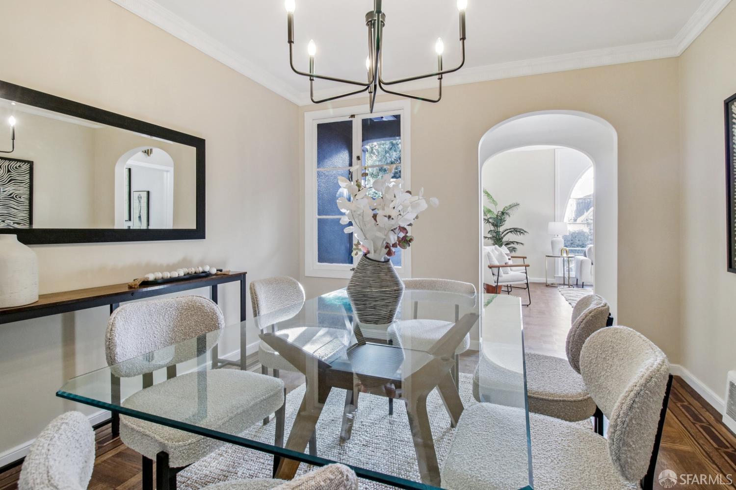 Detail Gallery Image 12 of 59 For 1506 Quesada Ave, San Francisco,  CA 94124 - 4 Beds | 1/1 Baths