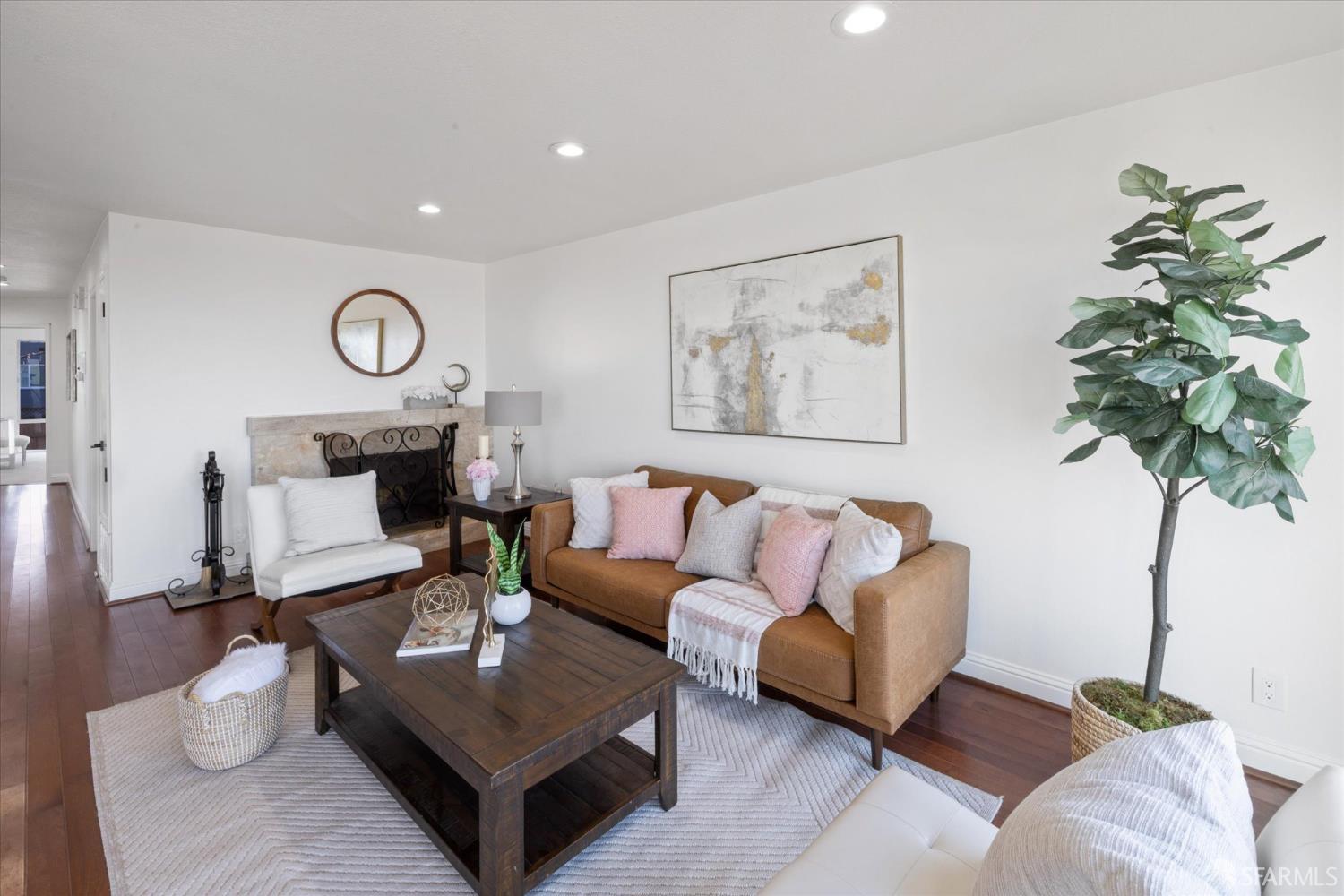 Detail Gallery Image 8 of 75 For 549 Orizaba Ave, San Francisco,  CA 94132 - 4 Beds | 3 Baths