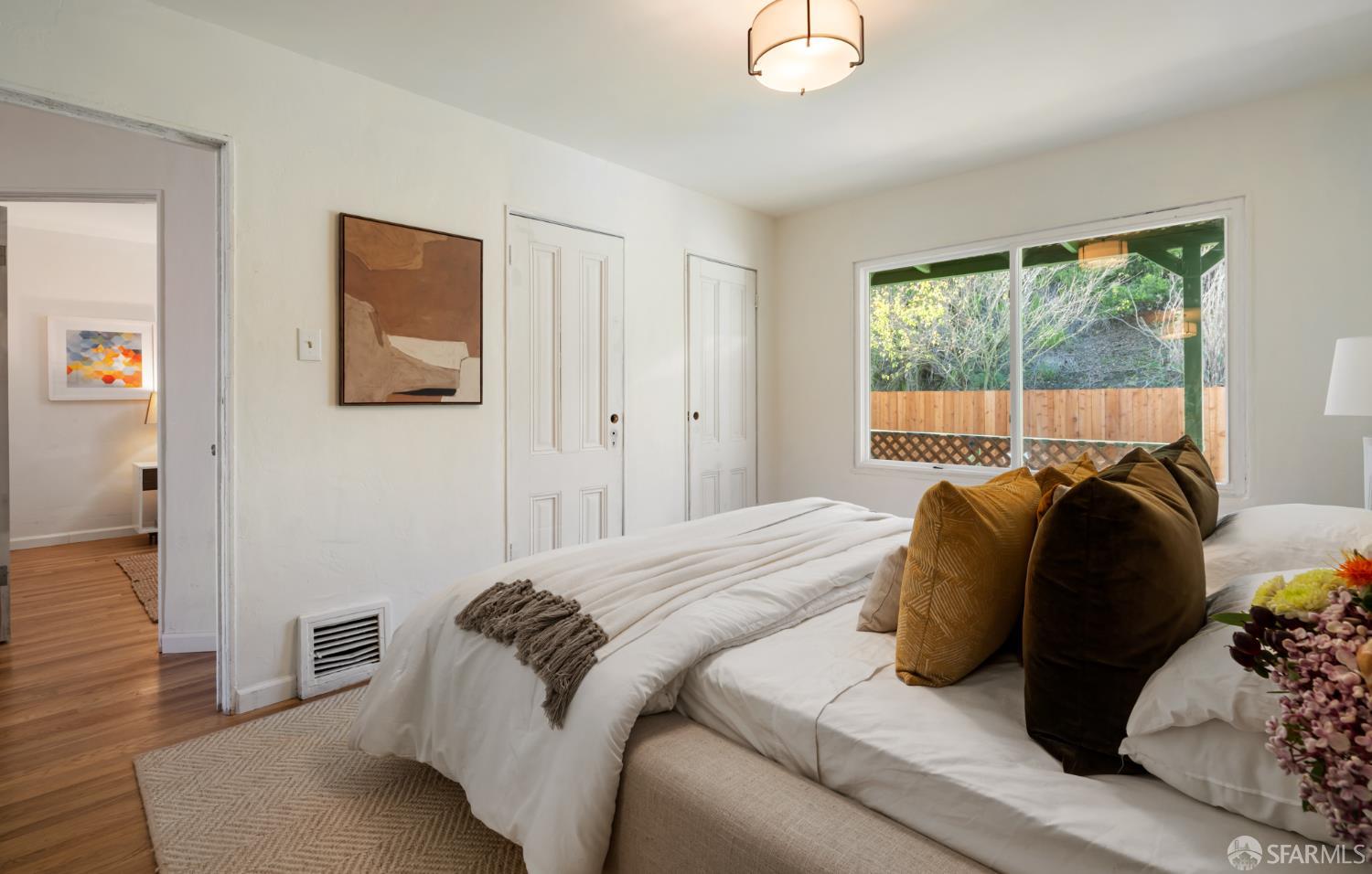 Detail Gallery Image 13 of 31 For 1008 Girard St, San Francisco,  CA 94134 - 2 Beds | 1 Baths