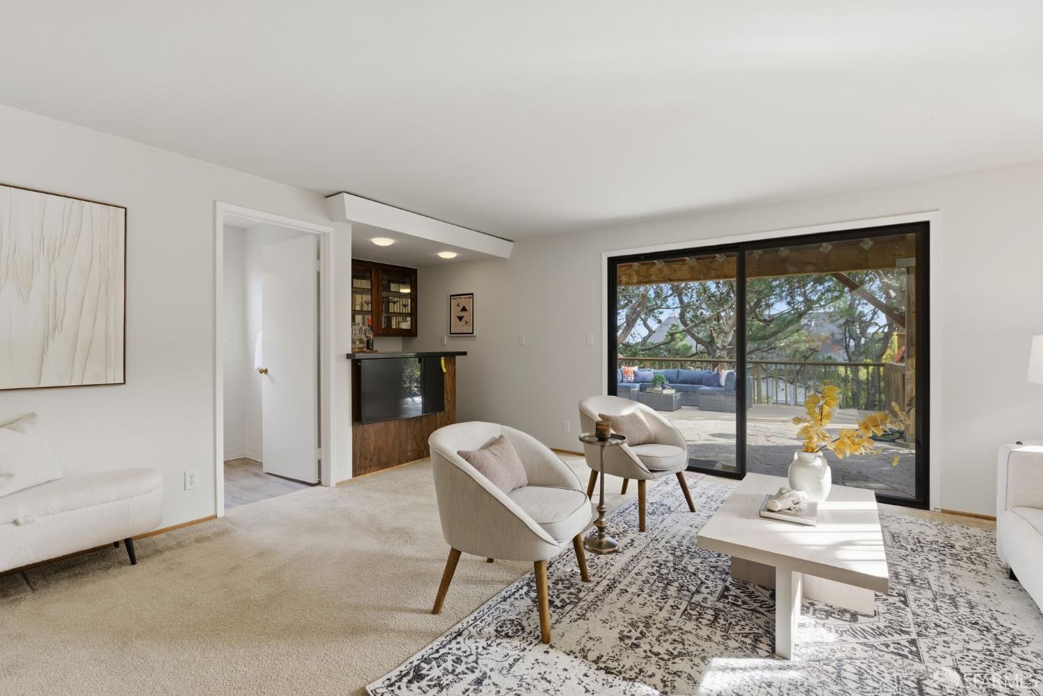 Detail Gallery Image 19 of 48 For 969 Springfield Dr, Millbrae,  CA 94030 - 3 Beds | 2/1 Baths