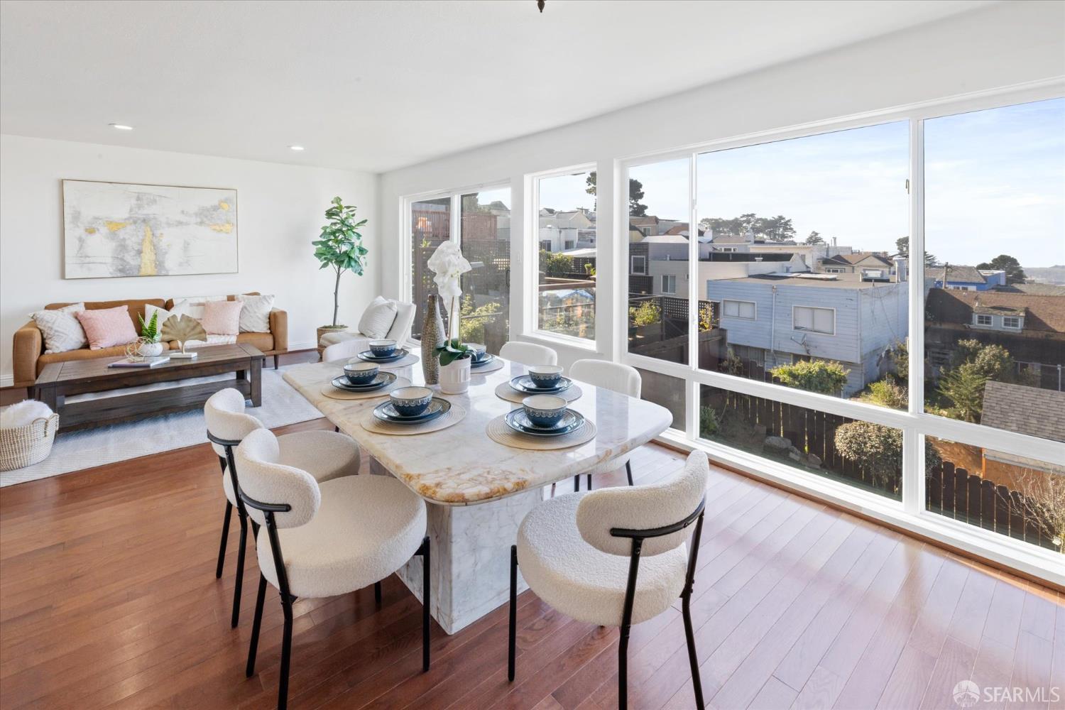 Detail Gallery Image 14 of 75 For 549 Orizaba Ave, San Francisco,  CA 94132 - 4 Beds | 3 Baths