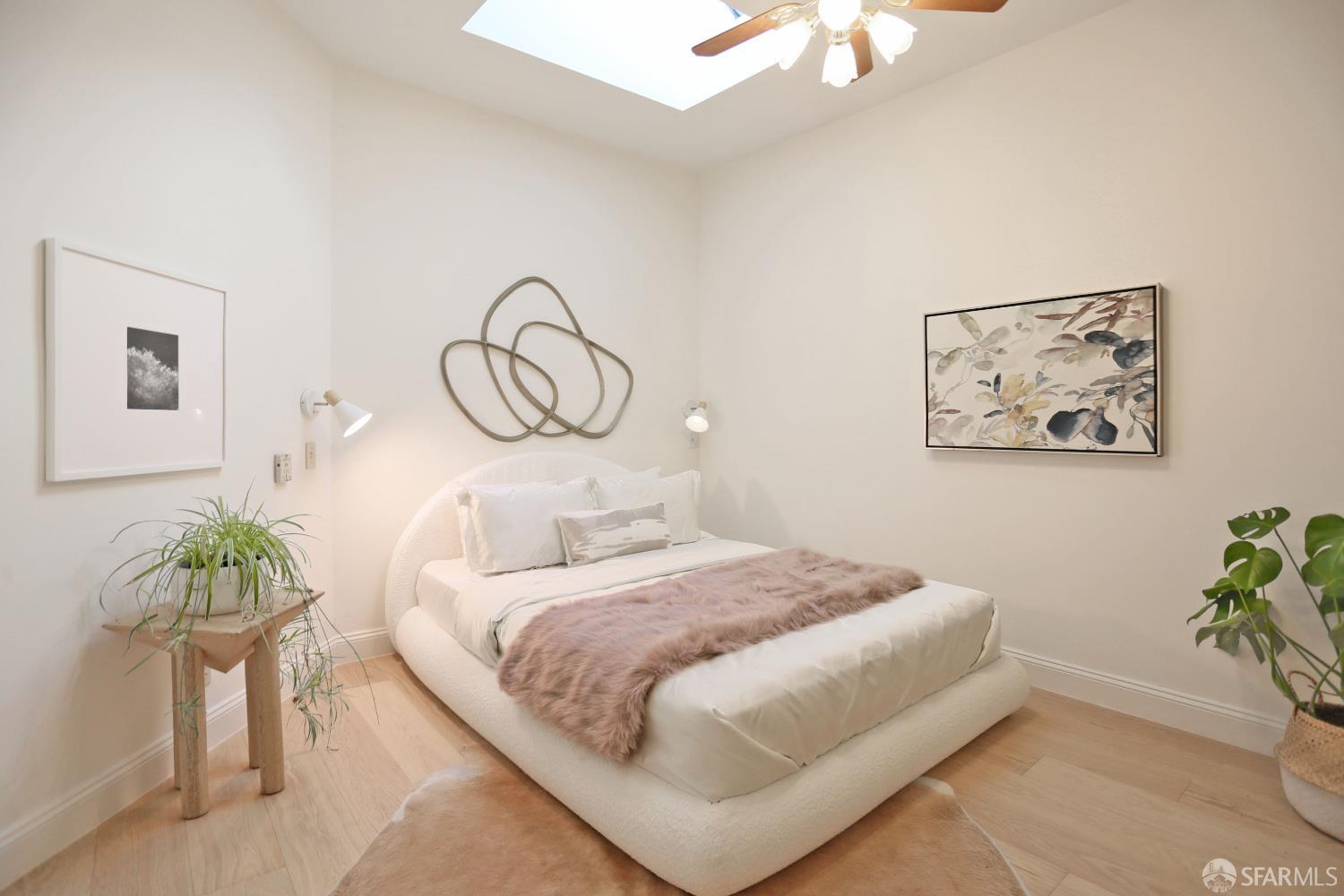 Detail Gallery Image 13 of 31 For 136 Downey St, San Francisco,  CA 94117 - – Beds | – Baths