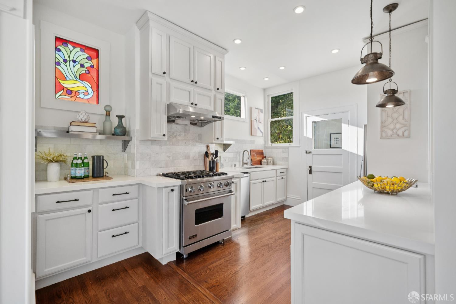 Detail Gallery Image 36 of 57 For 2888 Jackson St, San Francisco,  CA 94115 - 2 Beds | 1 Baths