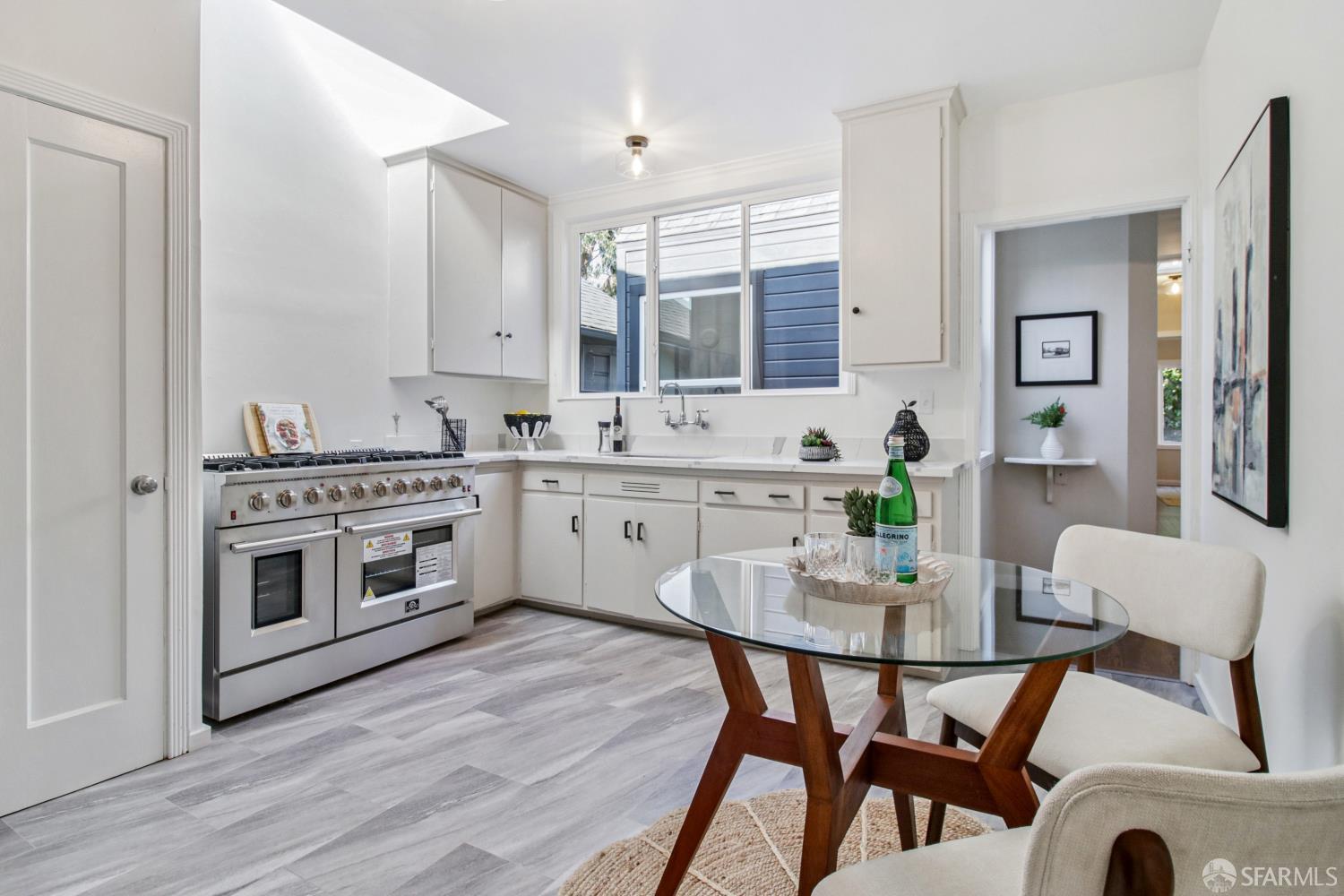 Detail Gallery Image 13 of 59 For 1506 Quesada Ave, San Francisco,  CA 94124 - 4 Beds | 1/1 Baths