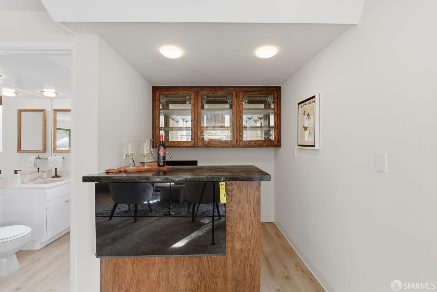 Detail Gallery Image 21 of 48 For 969 Springfield Dr, Millbrae,  CA 94030 - 3 Beds | 2/1 Baths