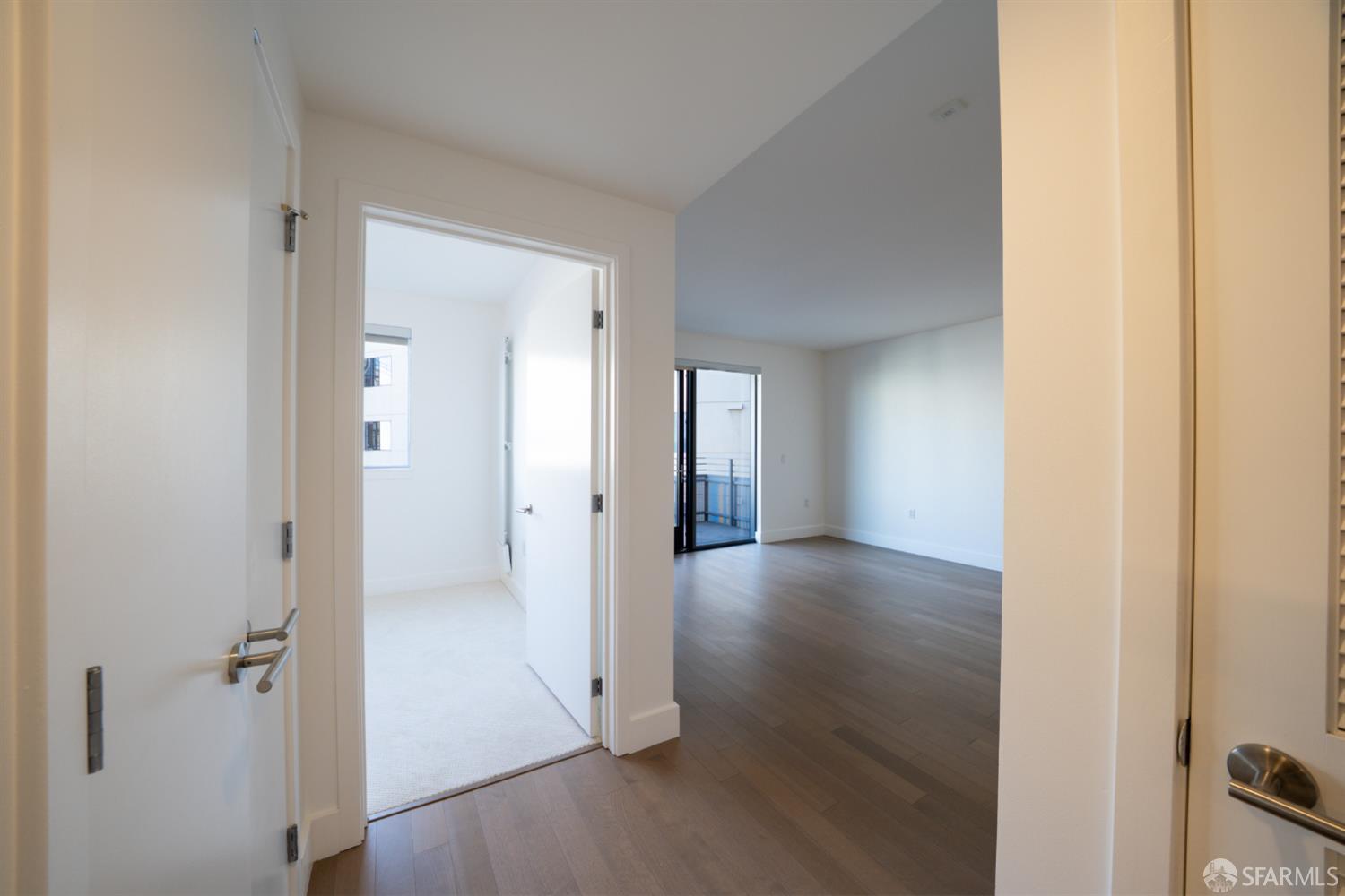 Photo #22: 425090780 Listing: Photo #22