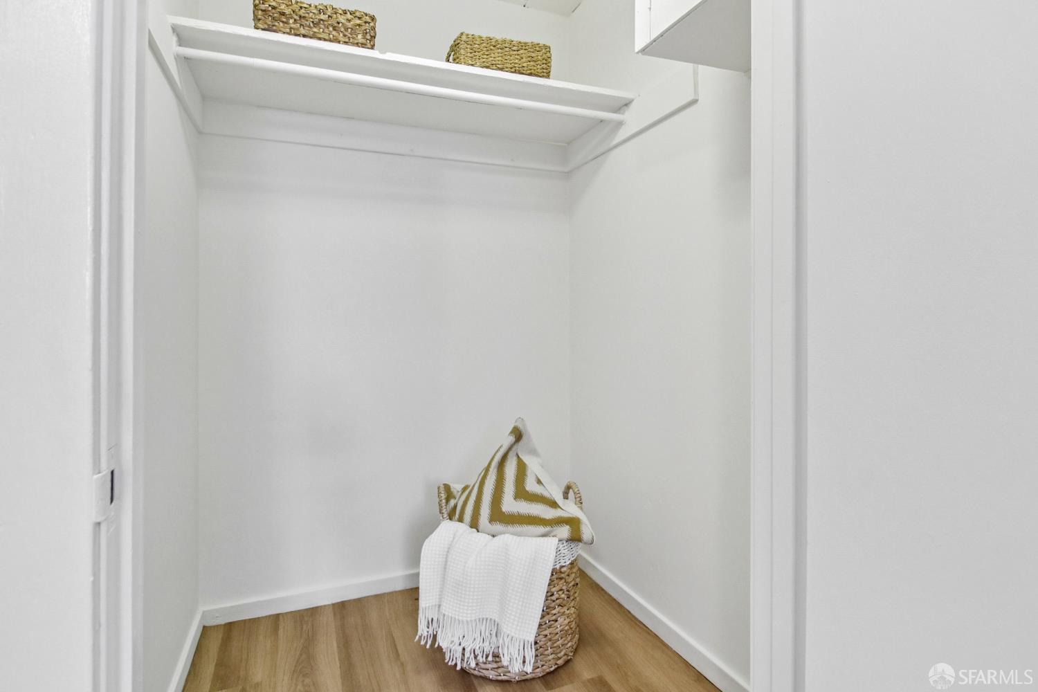 Detail Gallery Image 23 of 59 For 1506 Quesada Ave, San Francisco,  CA 94124 - 4 Beds | 1/1 Baths