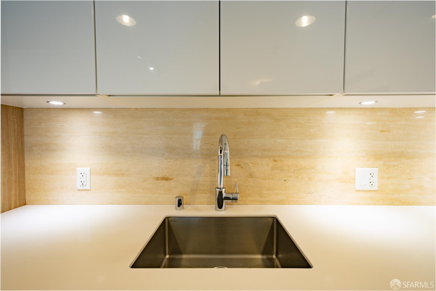 Photo #9: 425090780 Listing: Photo #9