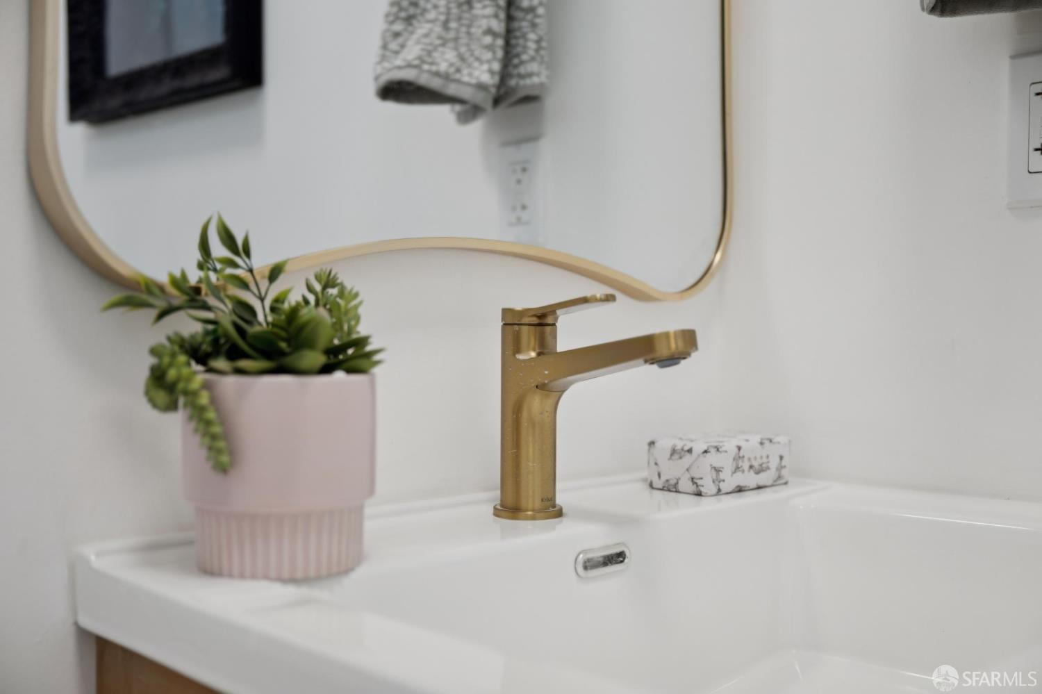 Photo #24: 425090839 Listing: Photo #24