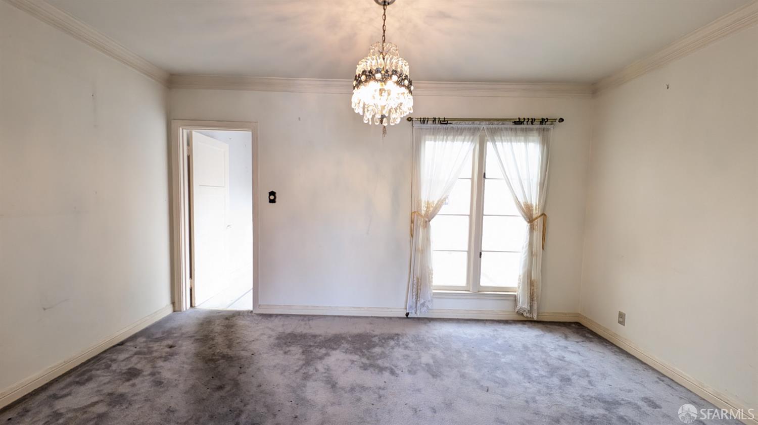 Detail Gallery Image 6 of 22 For 1862 22nd Ave, San Francisco,  CA 94122 - 2 Beds | 1 Baths