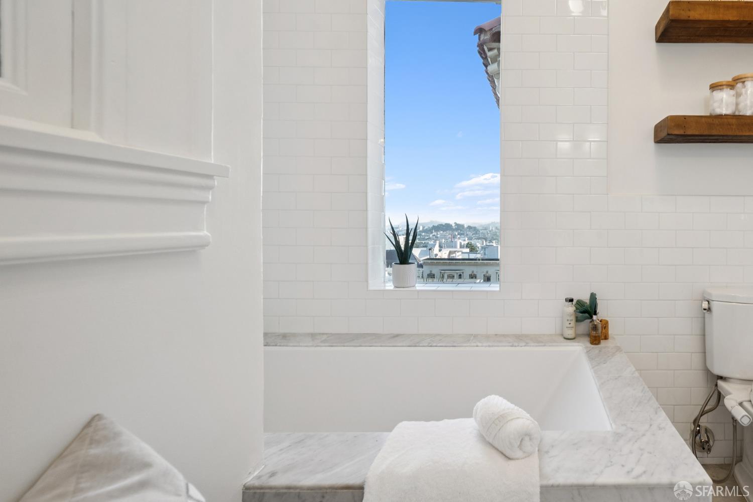 Detail Gallery Image 47 of 57 For 2888 Jackson St, San Francisco,  CA 94115 - 2 Beds | 1 Baths