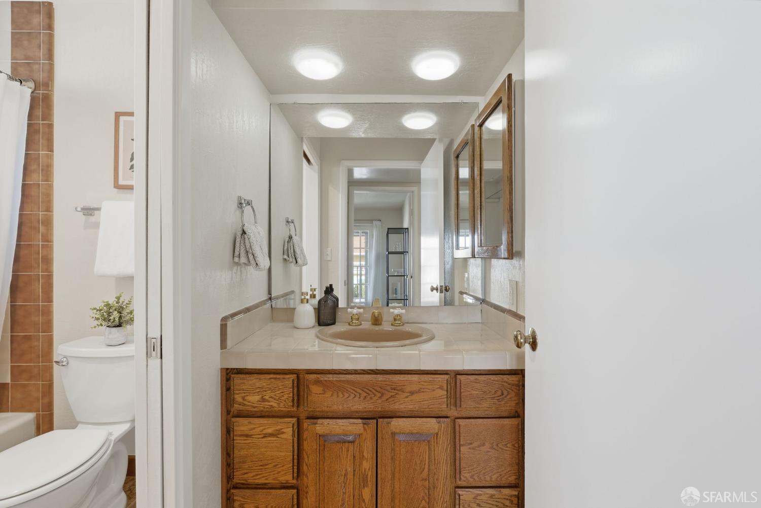 Detail Gallery Image 33 of 48 For 969 Springfield Dr, Millbrae,  CA 94030 - 3 Beds | 2/1 Baths