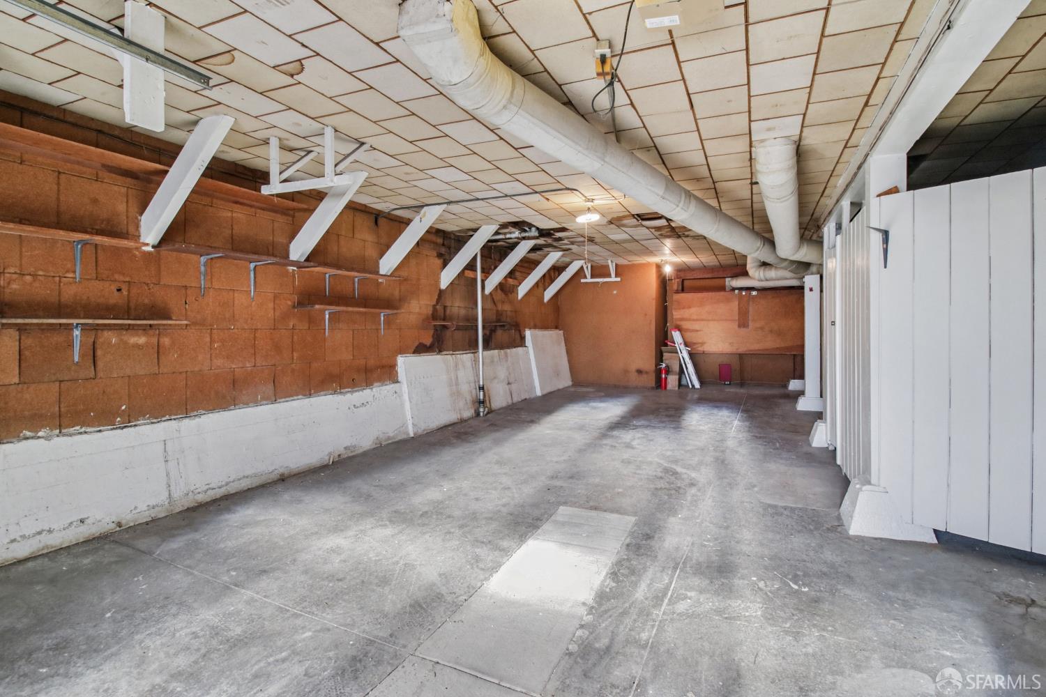 Detail Gallery Image 34 of 59 For 1506 Quesada Ave, San Francisco,  CA 94124 - 4 Beds | 1/1 Baths