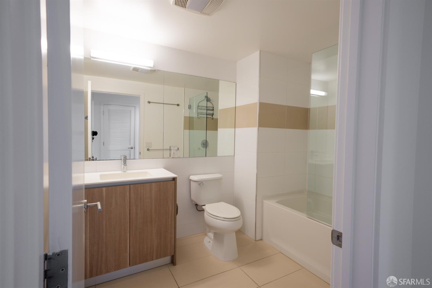 Photo #27: 425090780 Listing: Photo #27