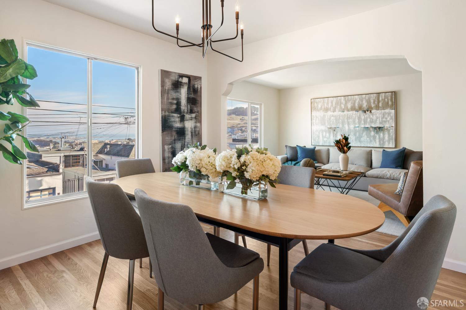 Detail Gallery Image 6 of 31 For 1008 Girard St, San Francisco,  CA 94134 - 2 Beds | 1 Baths