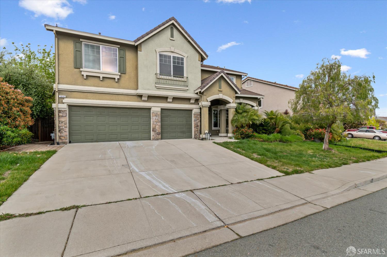 Detail Gallery Image 2 of 45 For 3642 Mallard Way, Antioch,  CA 94509 - 5 Beds | 3 Baths