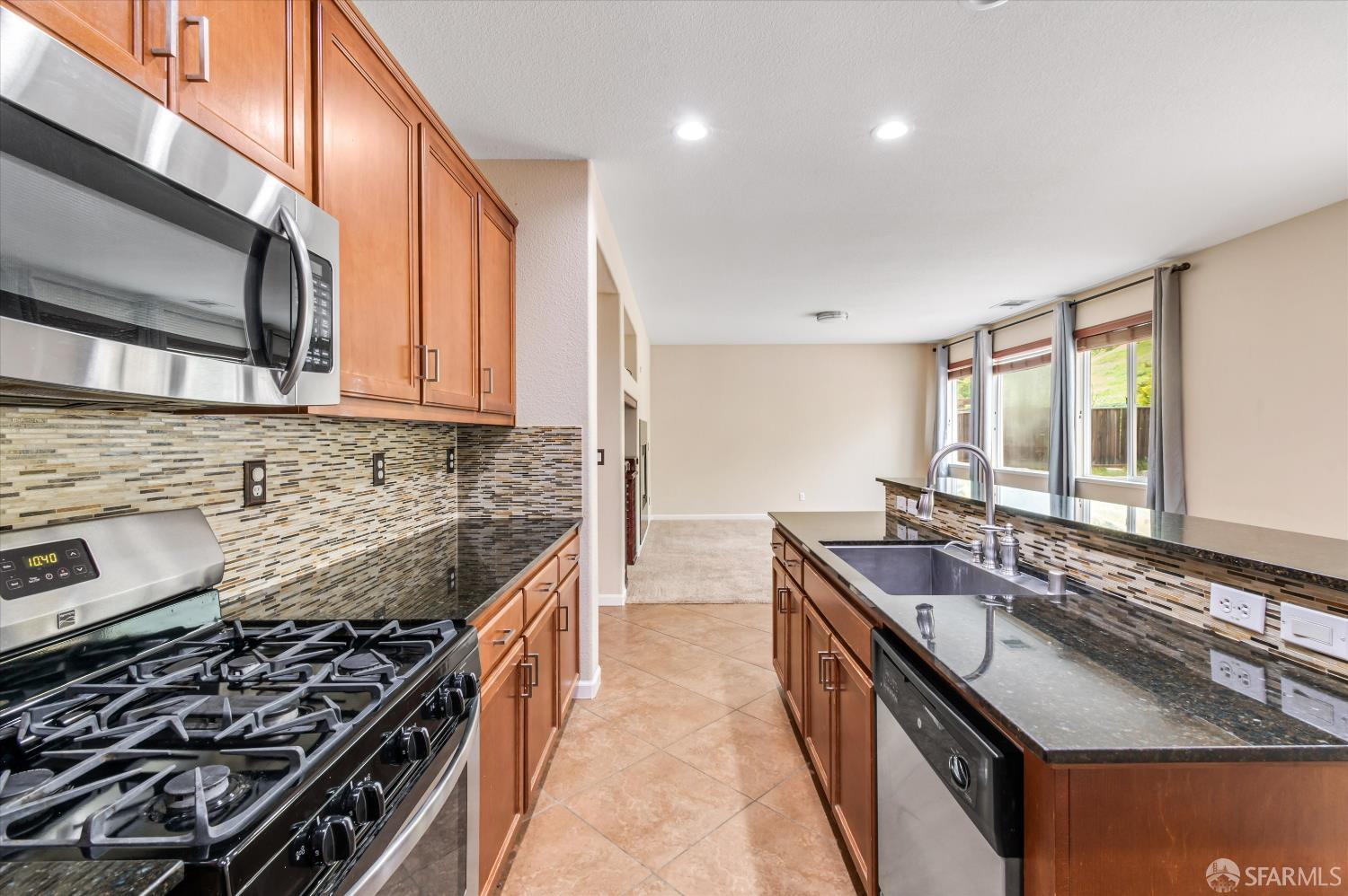 Detail Gallery Image 15 of 45 For 3642 Mallard Way, Antioch,  CA 94509 - 5 Beds | 3 Baths