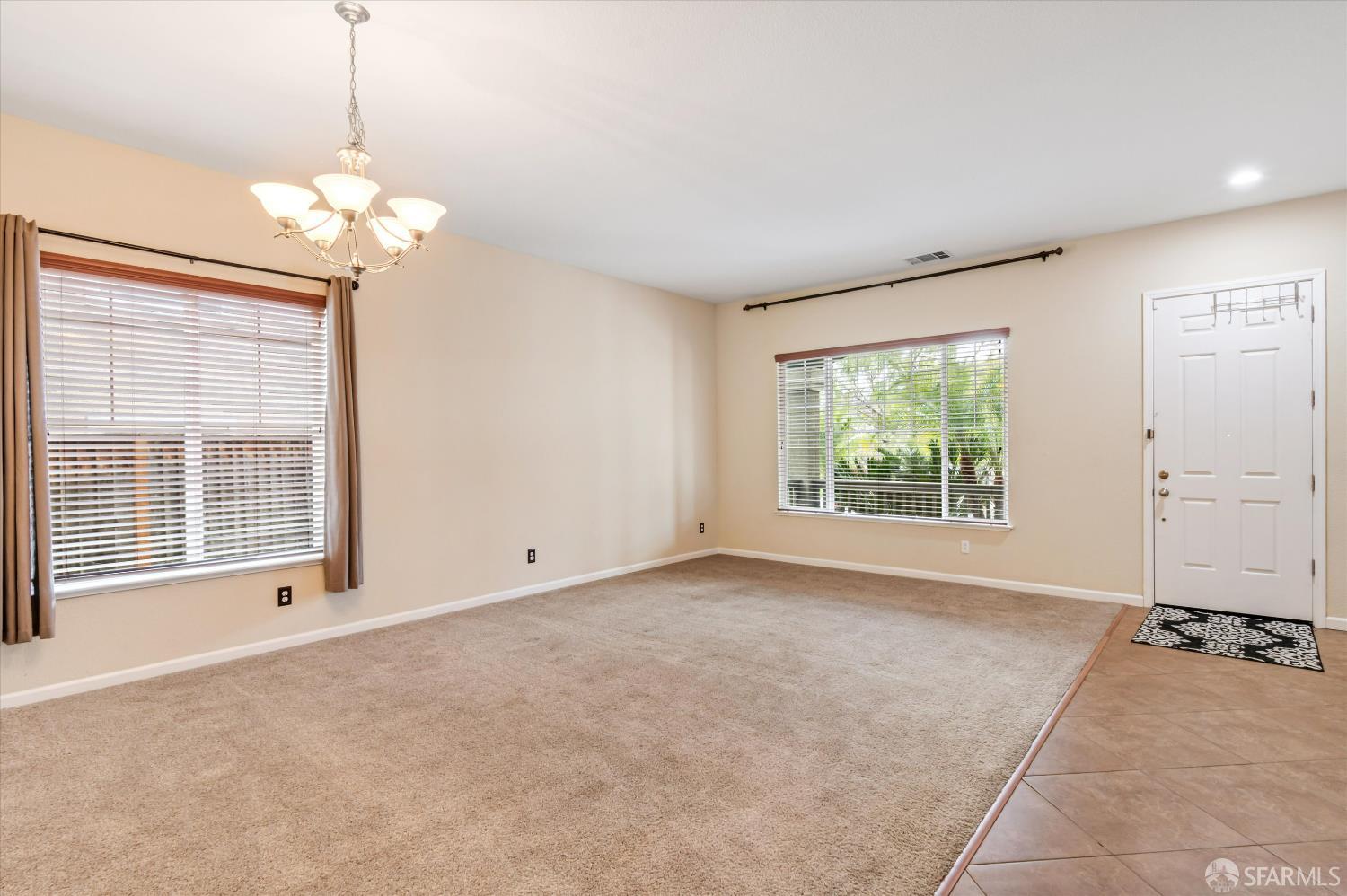 Detail Gallery Image 9 of 45 For 3642 Mallard Way, Antioch,  CA 94509 - 5 Beds | 3 Baths