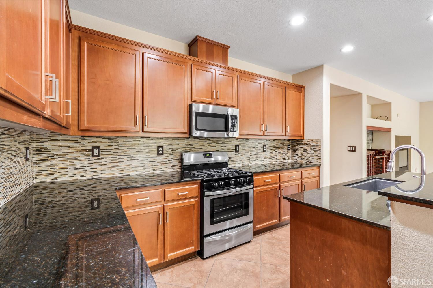 Detail Gallery Image 13 of 45 For 3642 Mallard Way, Antioch,  CA 94509 - 5 Beds | 3 Baths