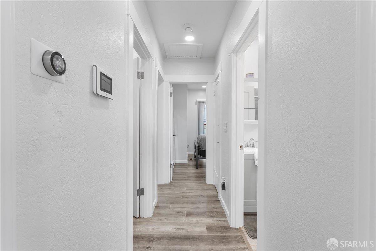 Detail Gallery Image 8 of 28 For 6672 Brann St, Oakland,  CA 94605 - 2 Beds | 1 Baths