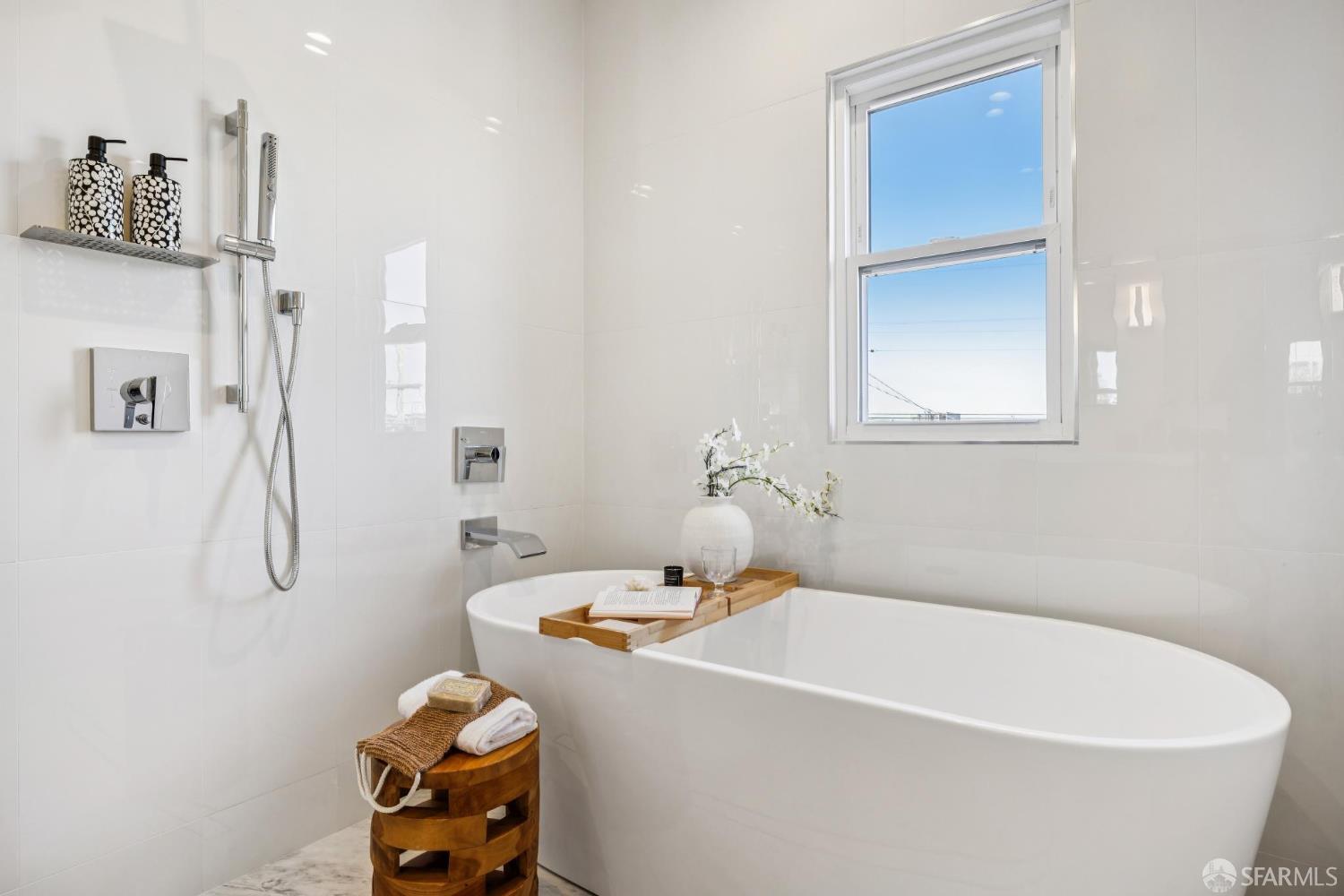 Detail Gallery Image 48 of 82 For 618 19th Ave, San Francisco,  CA 94121 - 3 Beds | 3/1 Baths