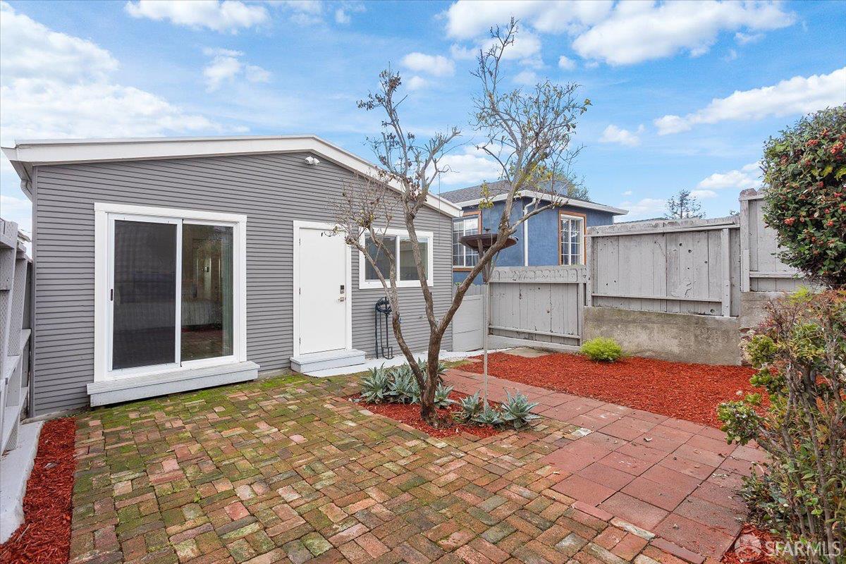 Detail Gallery Image 20 of 28 For 6672 Brann St, Oakland,  CA 94605 - 2 Beds | 1 Baths