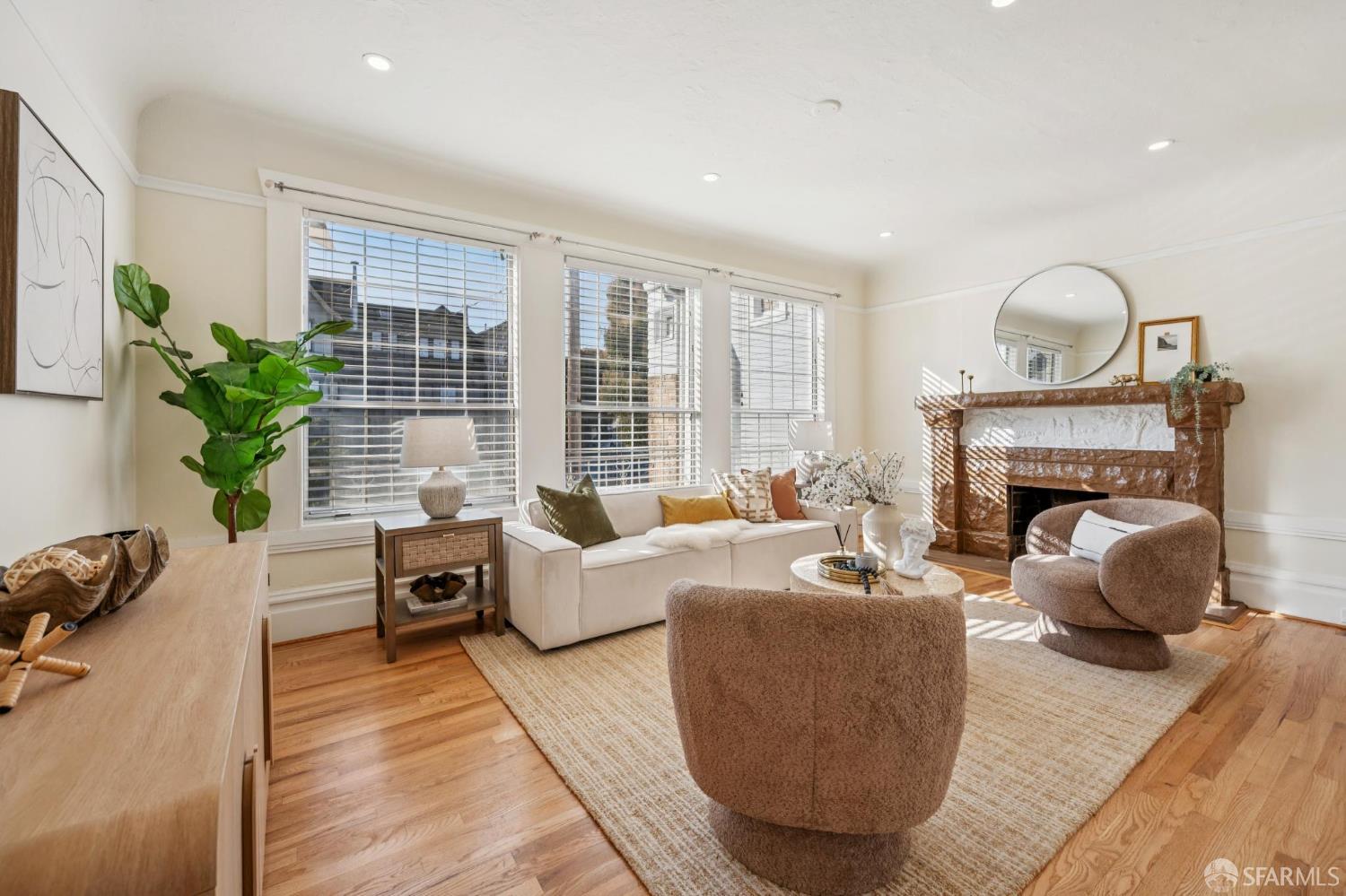 Detail Gallery Image 9 of 62 For 180 Ocean Ave, San Francisco,  CA 94112 - 3 Beds | 2 Baths