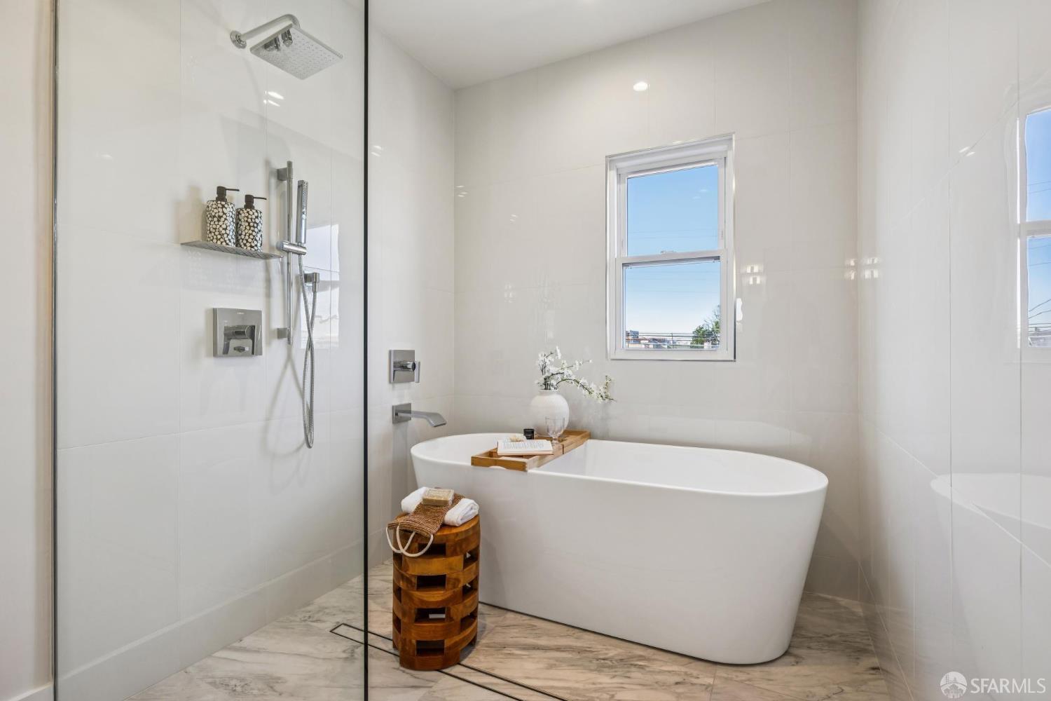 Detail Gallery Image 47 of 82 For 618 19th Ave, San Francisco,  CA 94121 - 3 Beds | 3/1 Baths