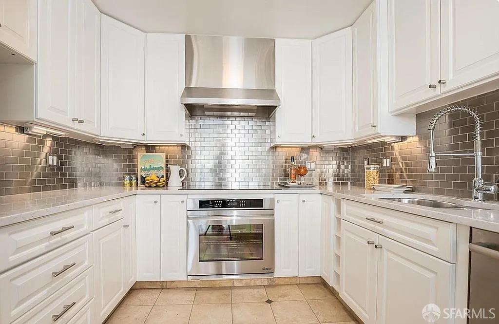 Photo #15: 425090951 Listing: Photo #15