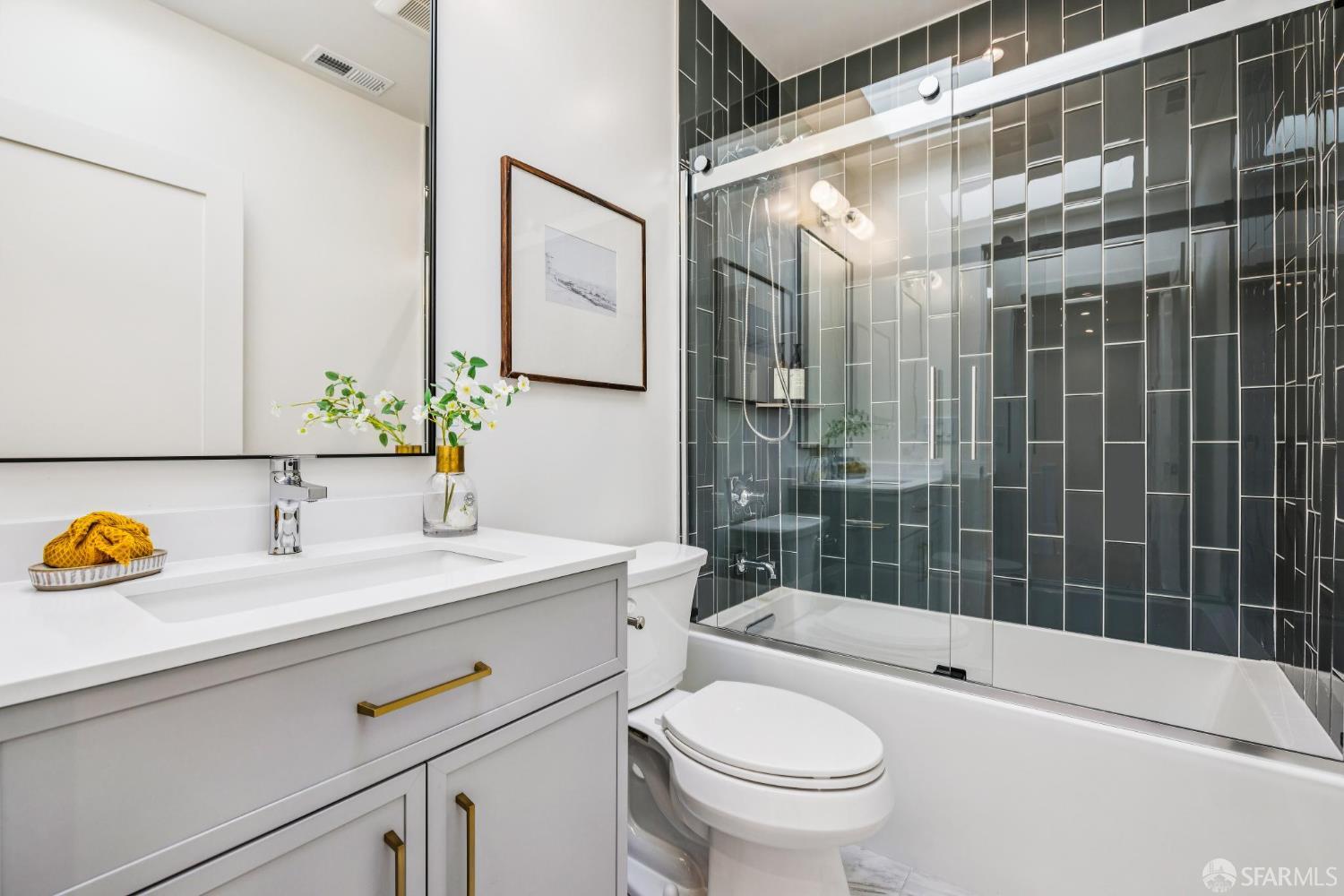 Detail Gallery Image 53 of 82 For 618 19th Ave, San Francisco,  CA 94121 - 3 Beds | 3/1 Baths