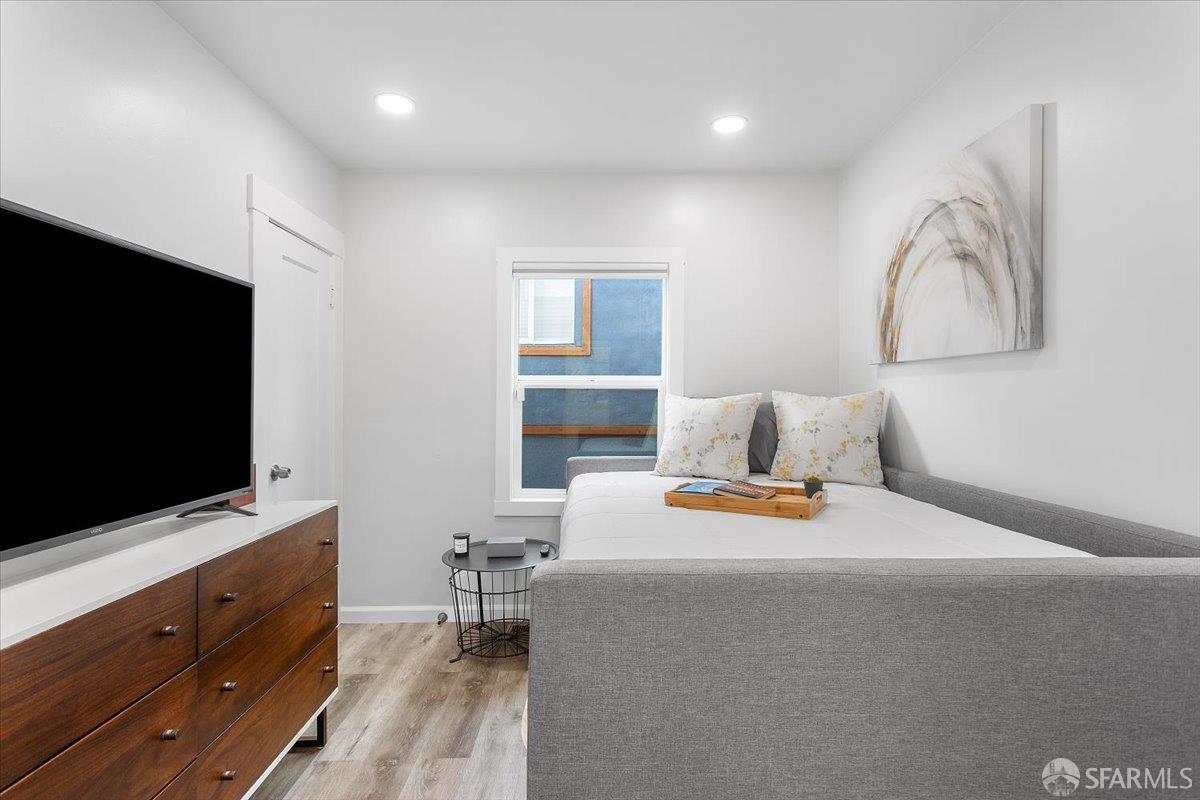 Detail Gallery Image 11 of 28 For 6672 Brann St, Oakland,  CA 94605 - 2 Beds | 1 Baths