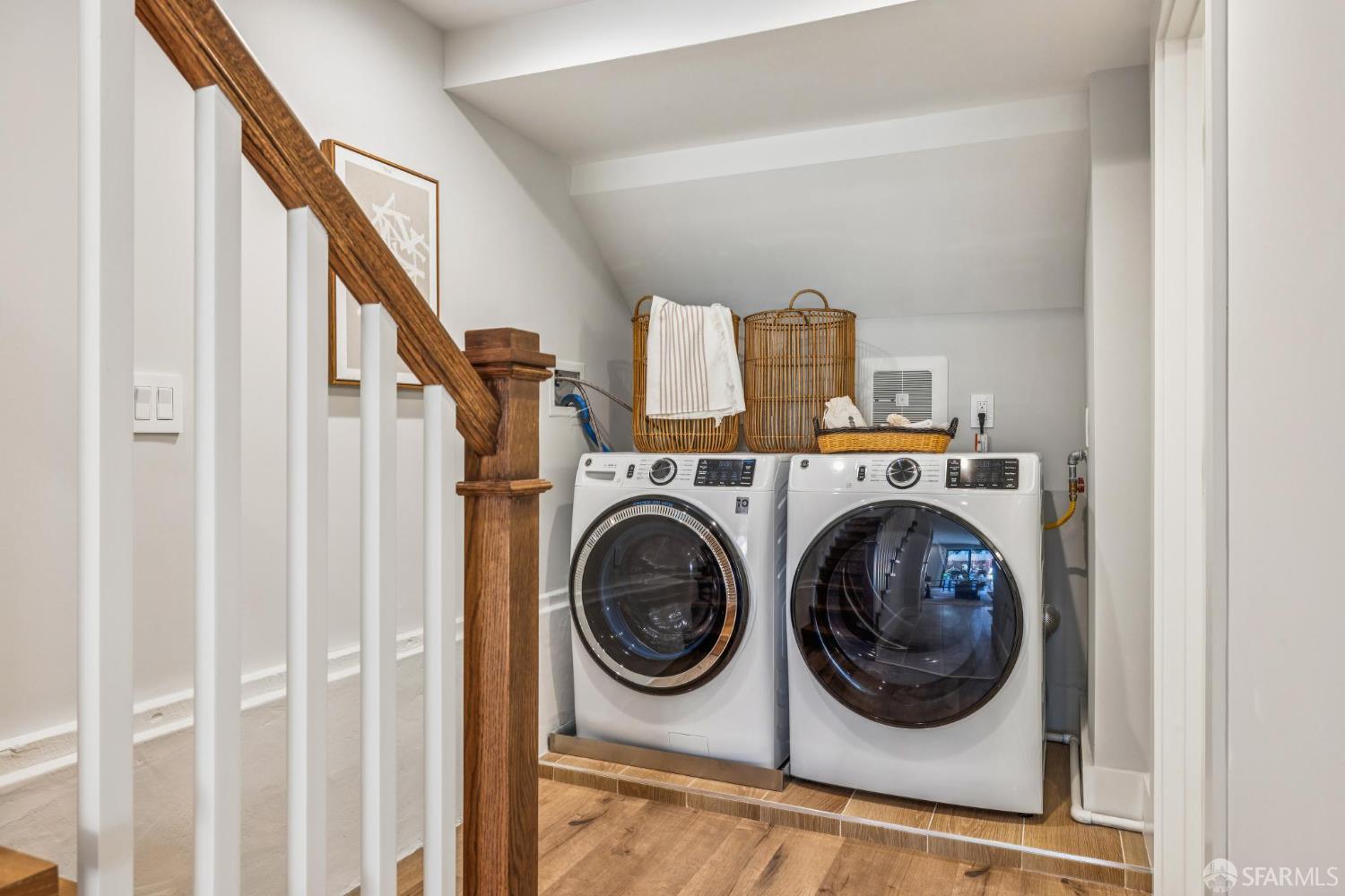 Detail Gallery Image 57 of 82 For 618 19th Ave, San Francisco,  CA 94121 - 3 Beds | 3/1 Baths