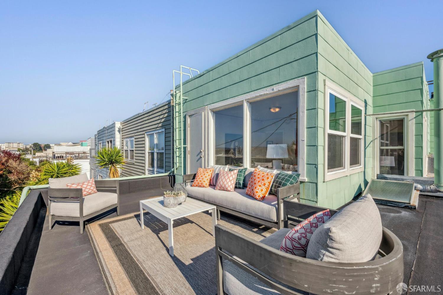 Detail Gallery Image 23 of 39 For 239 Masonic Ave, San Francisco,  CA 94118 - – Beds | – Baths