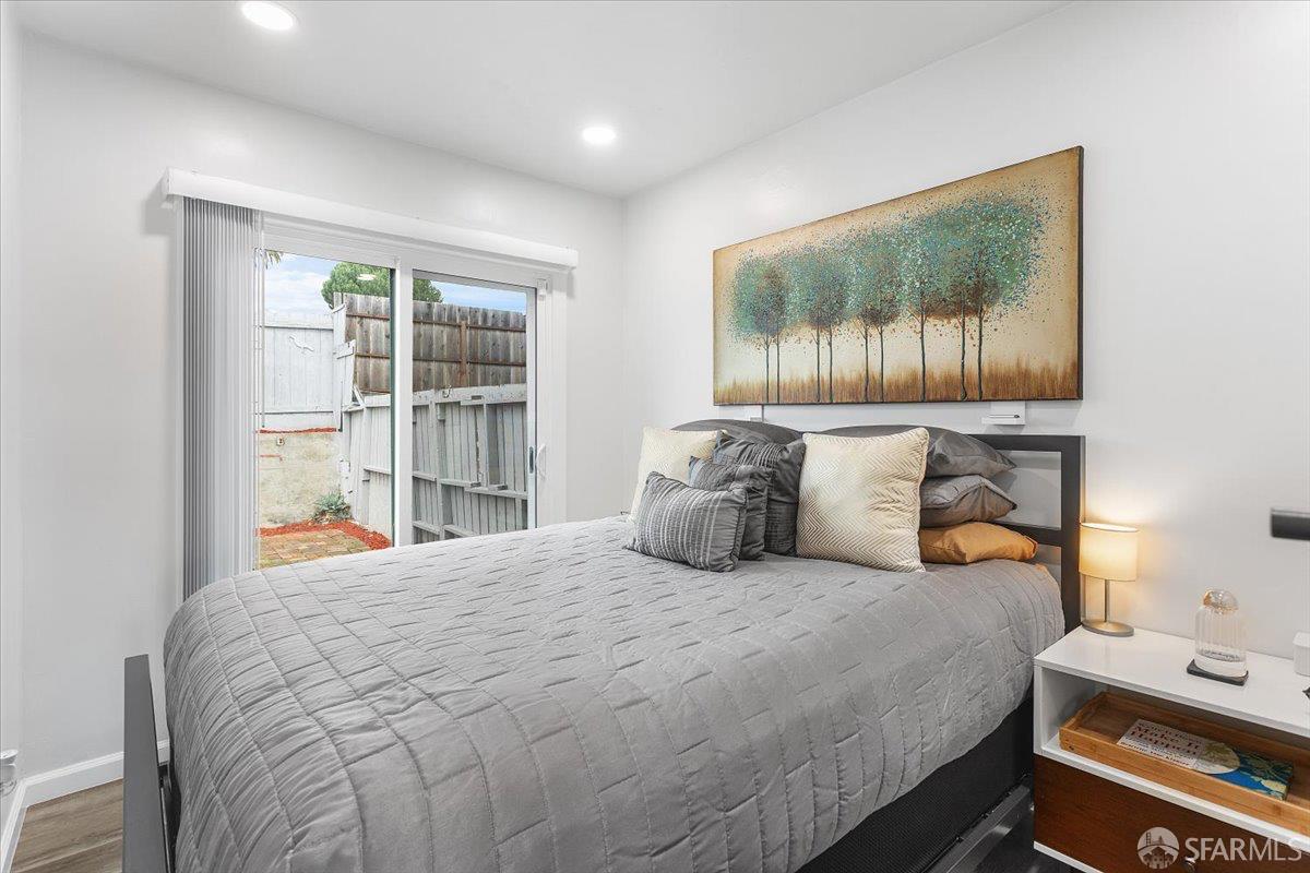 Detail Gallery Image 13 of 28 For 6672 Brann St, Oakland,  CA 94605 - 2 Beds | 1 Baths