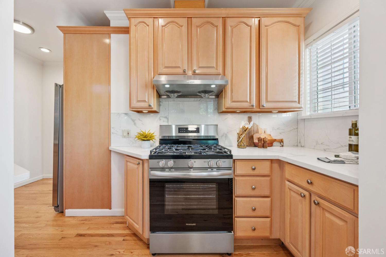 Detail Gallery Image 27 of 62 For 180 Ocean Ave, San Francisco,  CA 94112 - 3 Beds | 2 Baths