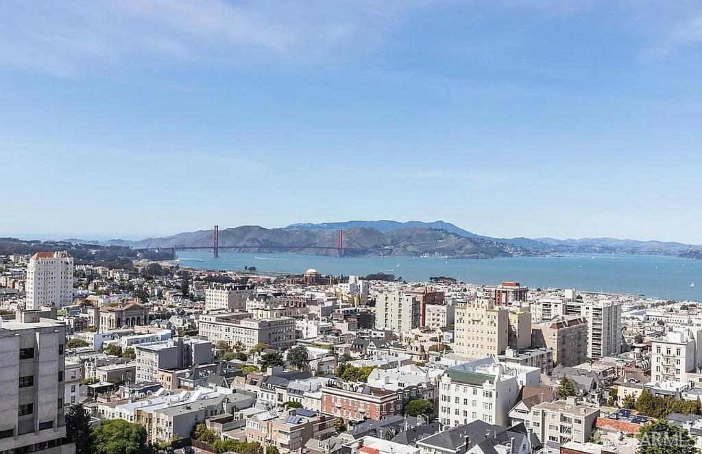 Photo #24: 425090951 Listing: Photo #24