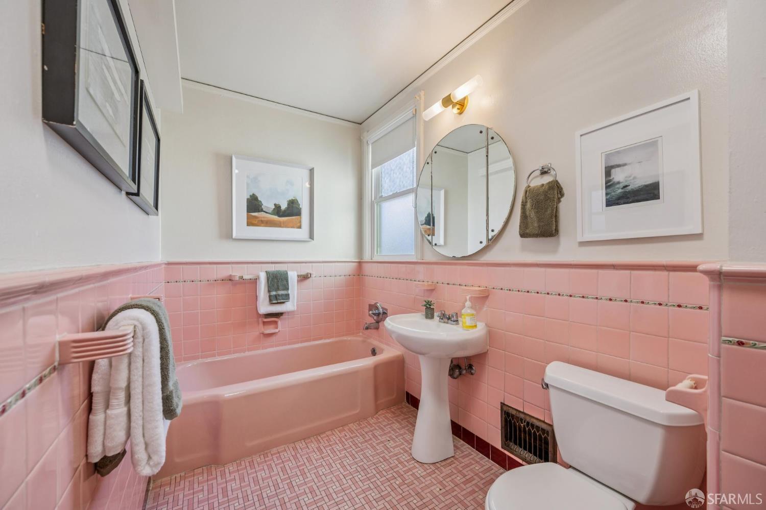 Detail Gallery Image 15 of 39 For 239 Masonic Ave, San Francisco,  CA 94118 - – Beds | – Baths