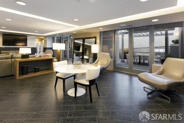 Detail Gallery Image 3 of 13 For 420 Mission Bay Blvd #807,  San Francisco,  CA 94158 - 2 Beds | 2 Baths