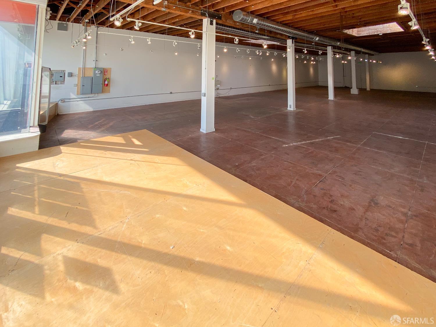 Detail Gallery Image 11 of 15 For 3731 Macarthur Blvd, Oakland,  CA 94619 - – Beds | – Baths