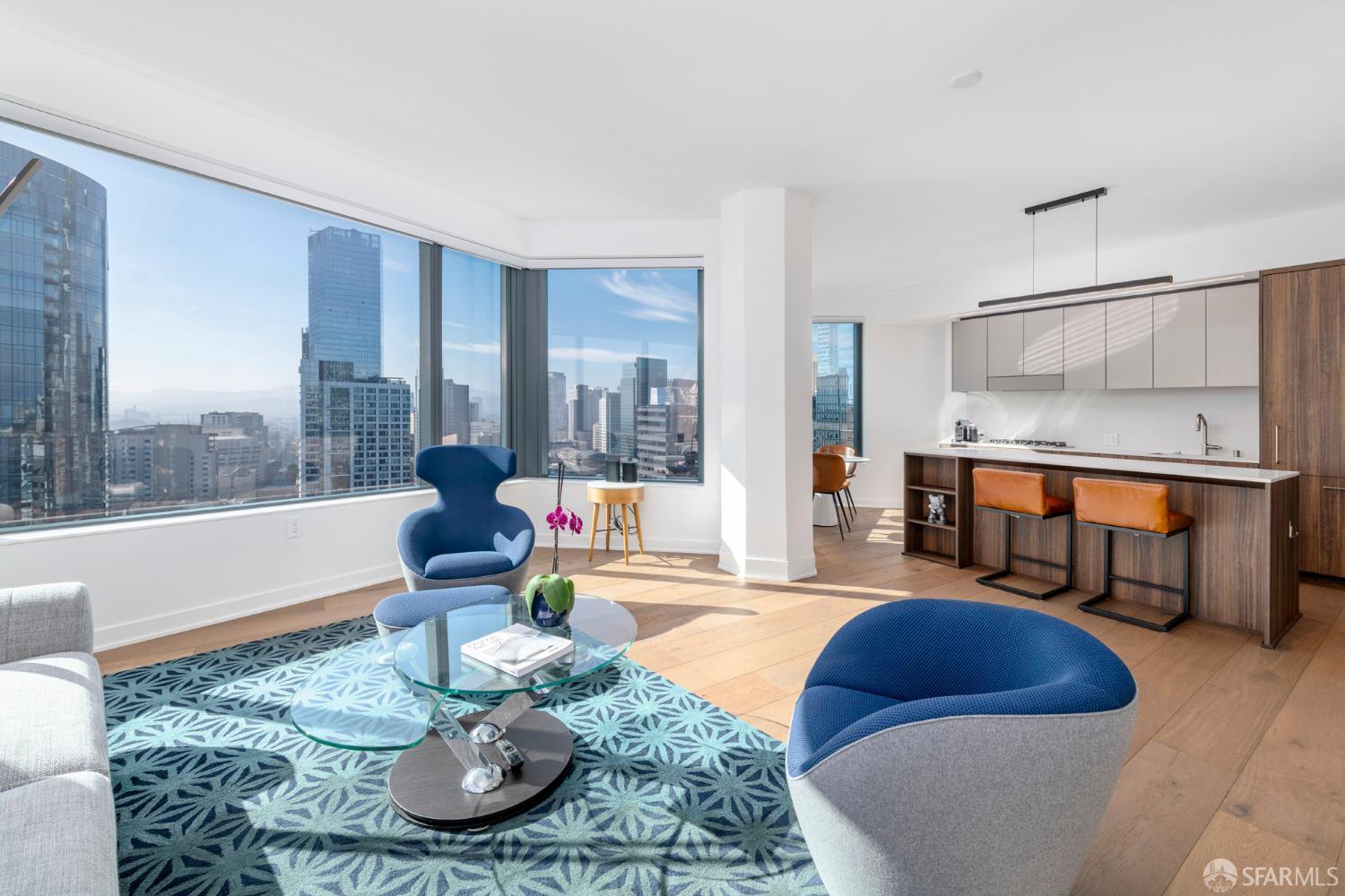 Detail Gallery Image 2 of 60 For 280 Spear St 31c,  San Francisco,  CA 94105 - 2 Beds | 2 Baths