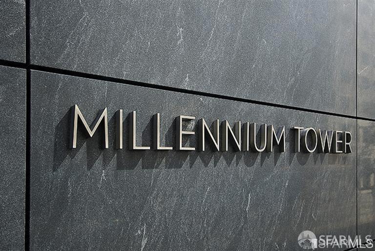 Detail Gallery Image 3 of 10 For 301 Mission St 42a,  San Francisco,  CA 94105 - 2 Beds | 2 Baths