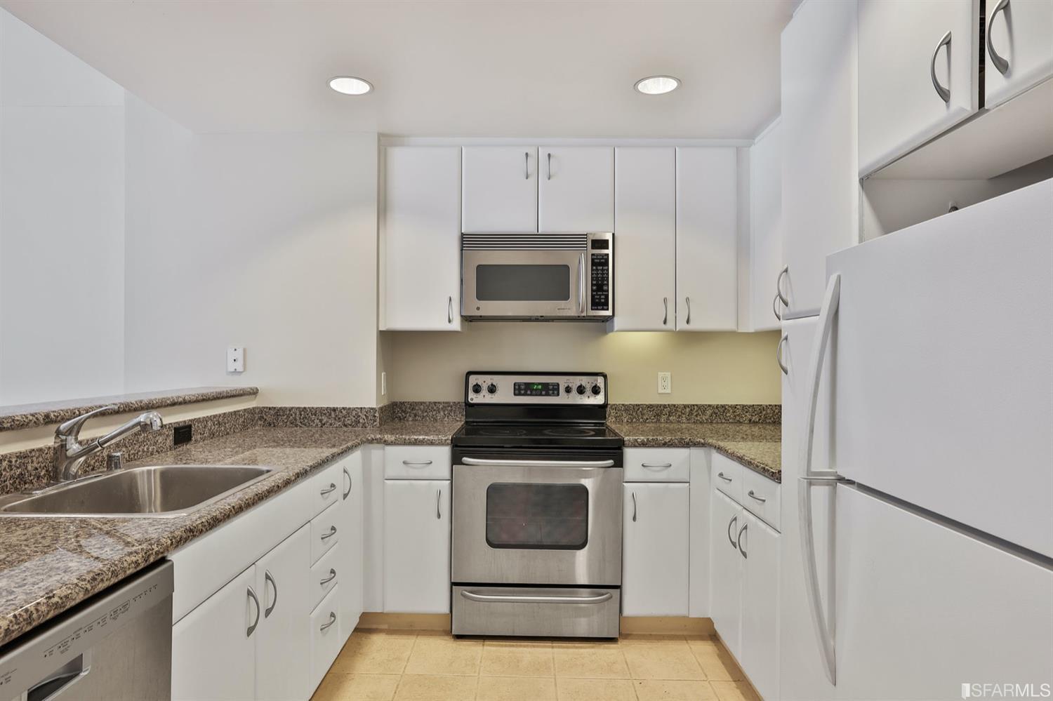 Detail Gallery Image 2 of 34 For 260 King St #611,  San Francisco,  CA 94107 - 1 Beds | 1 Baths